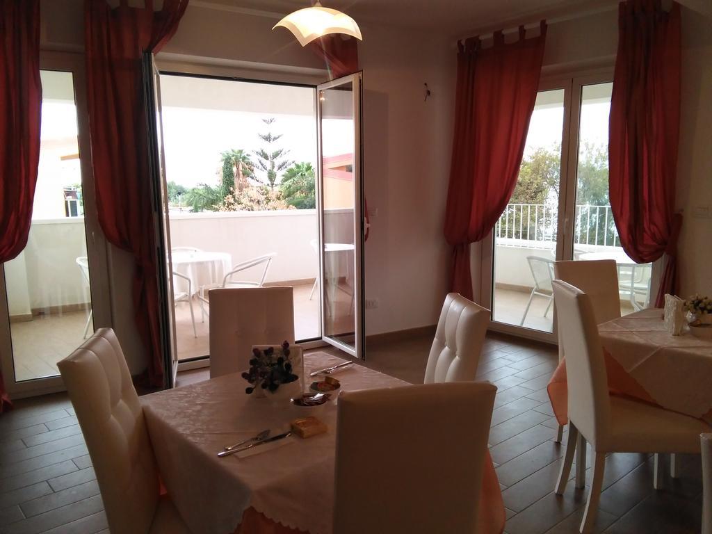 Hotel Residence Thalassa Reggio di Calabria Exteriör bild