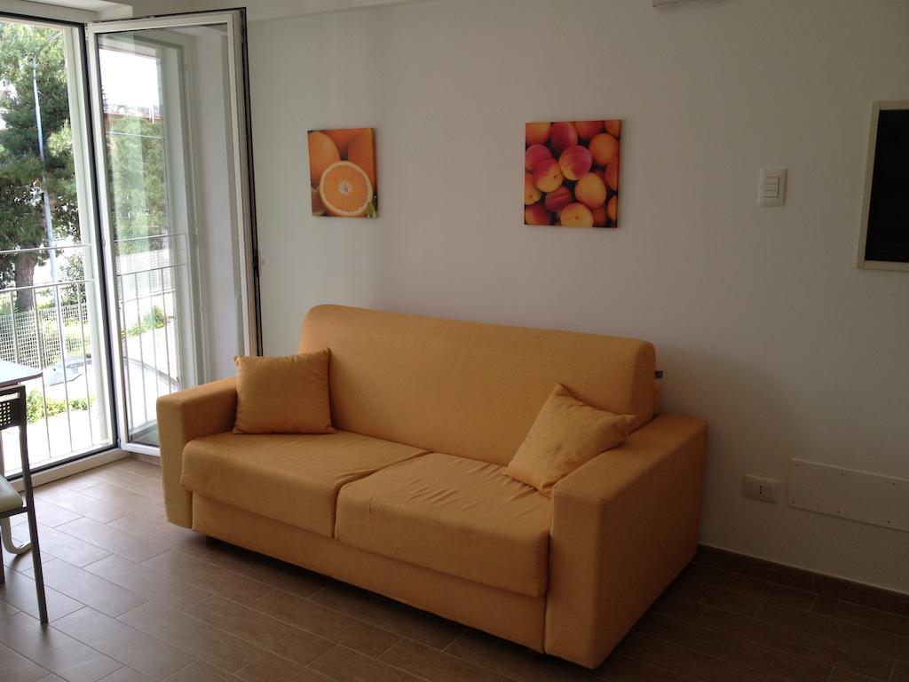 Hotel Residence Thalassa Reggio di Calabria Rum bild