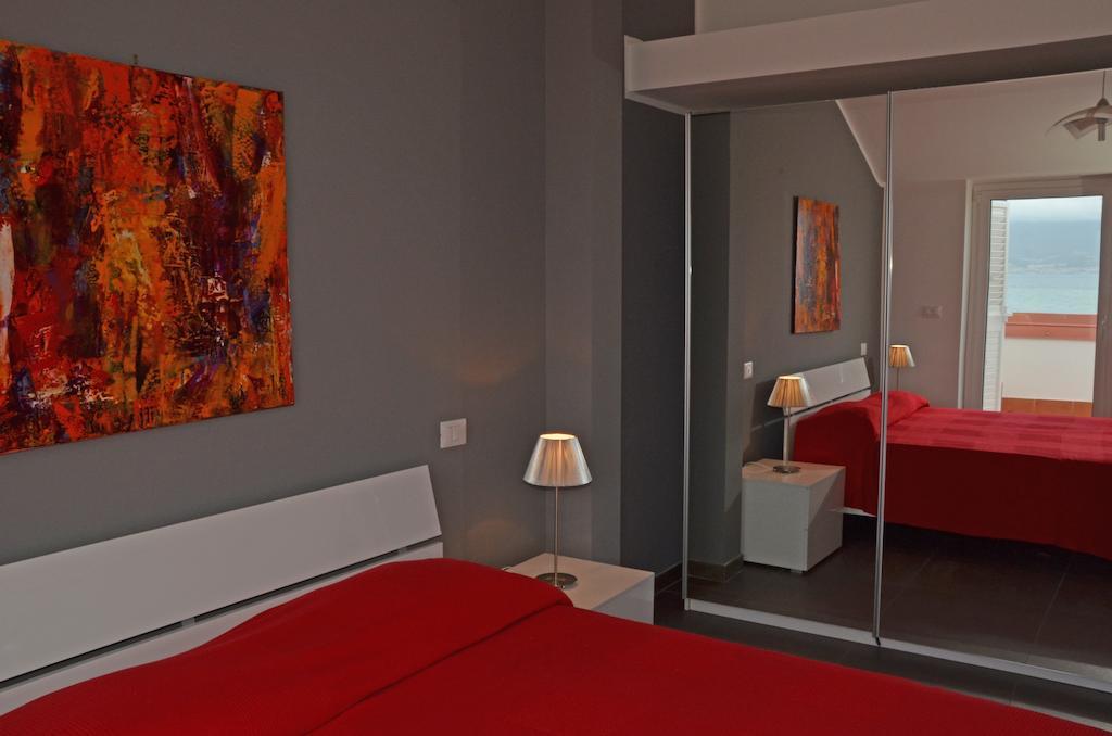 Hotel Residence Thalassa Reggio di Calabria Exteriör bild