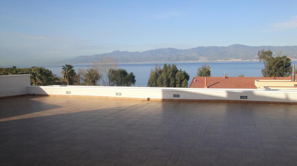 Hotel Residence Thalassa Reggio di Calabria Exteriör bild
